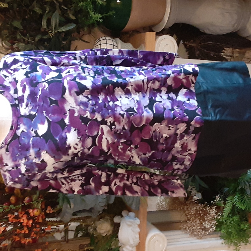 Simply Vera, Floral, LS Top  Size Large